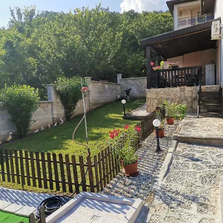 게스트하우스 Holly 발치크