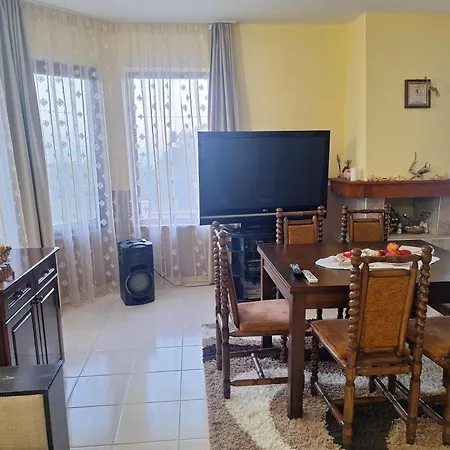 Holly 게스트하우스 *