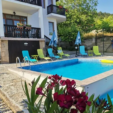 Holly ゲストハウス *