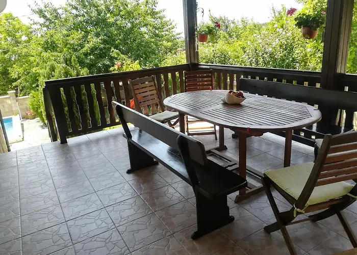 Holly * Μπαλτσίκ