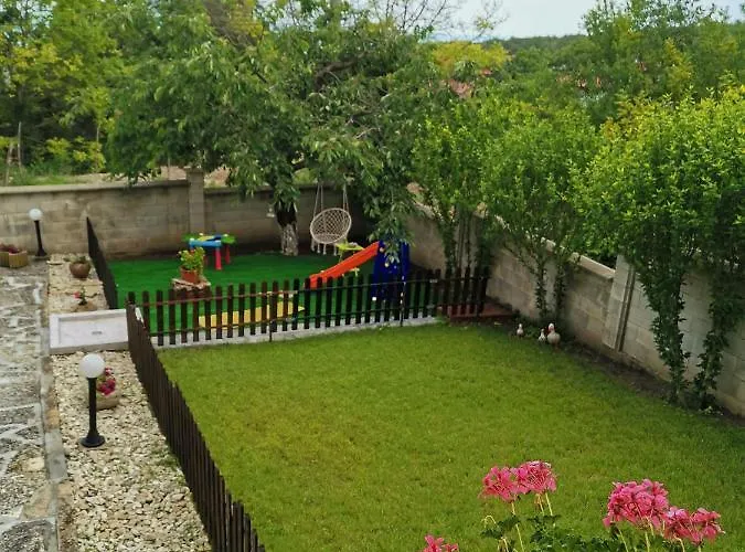 Holly * Μπαλτσίκ